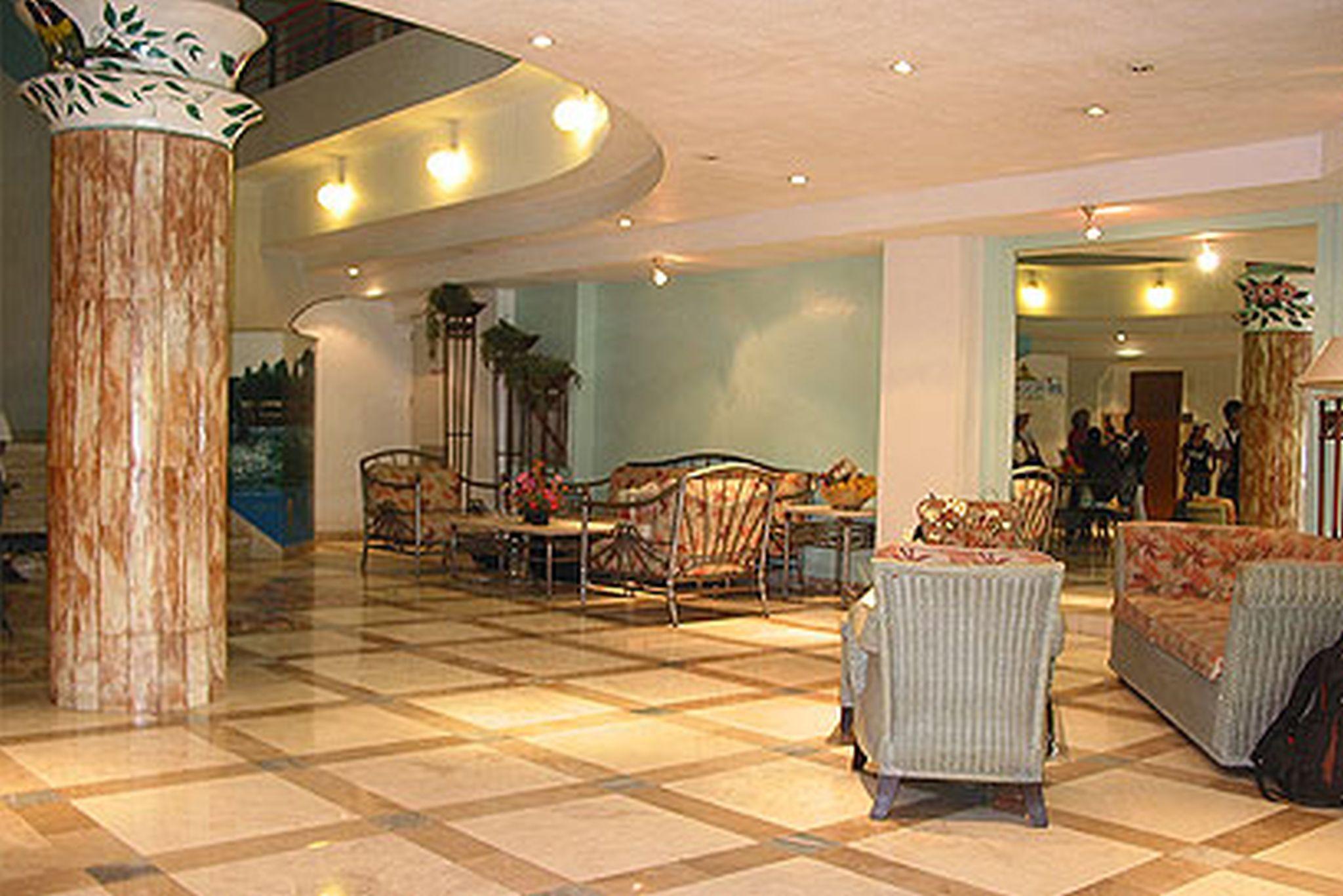 Egi Resort & Hotel Lapu-Lapu City Exteriör bild