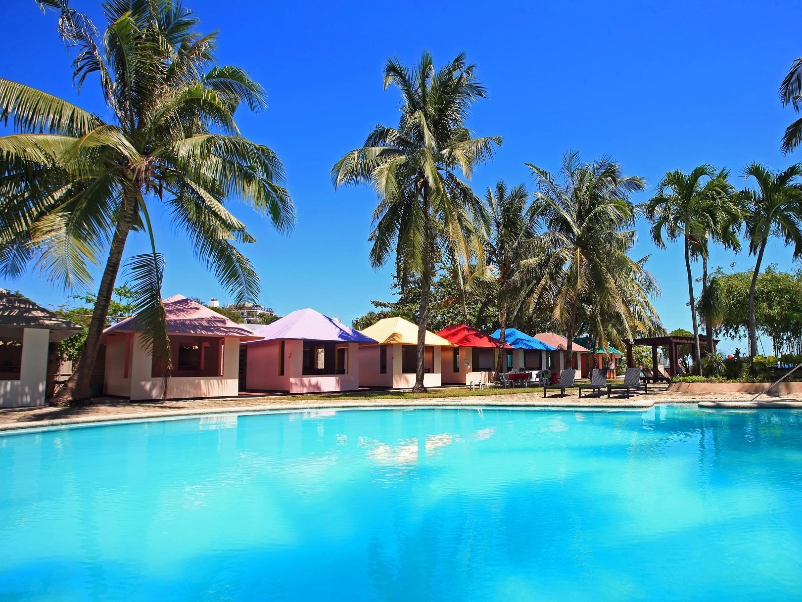 Egi Resort & Hotel Lapu-Lapu City Exteriör bild