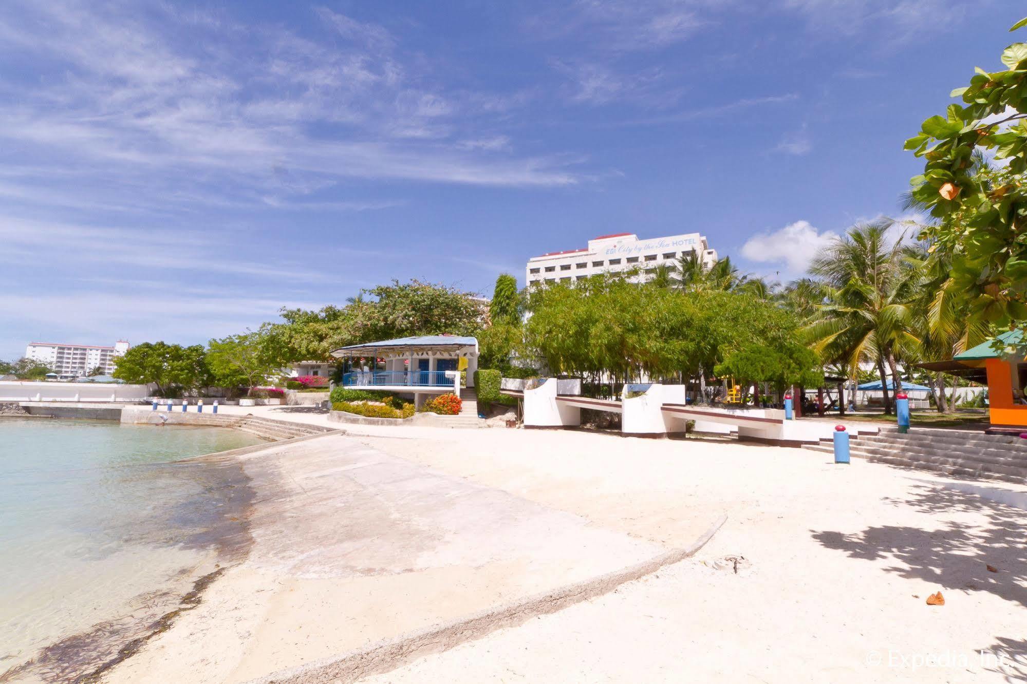 Egi Resort & Hotel Lapu-Lapu City Exteriör bild
